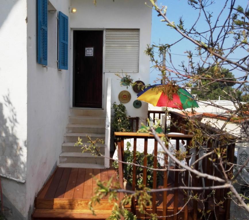 The Artist'S House Overlooking The Bay Of Haifa Luaran gambar